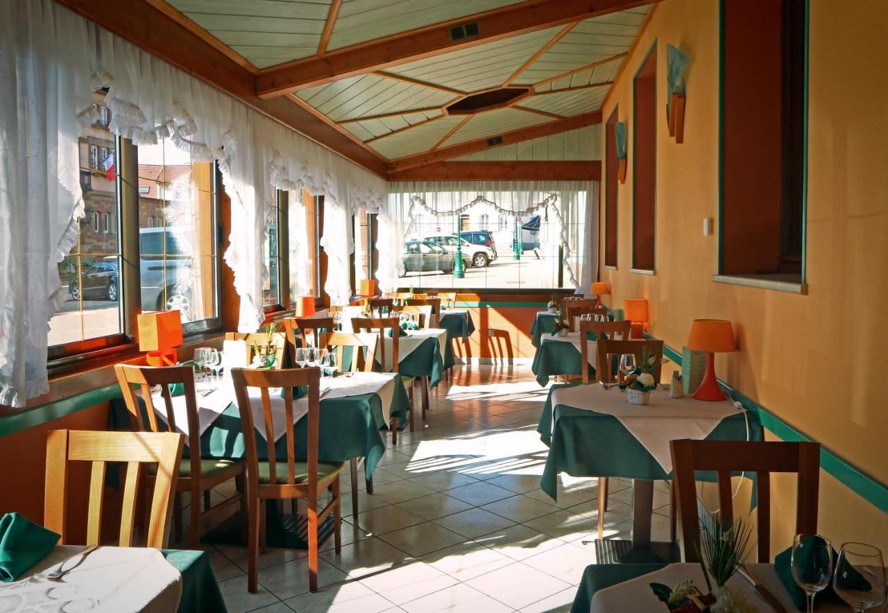 Logis Hotel Restaurant Hostellerie De L'Etoile 와셀론느 외부 사진